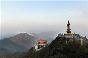 Thi công đúc tượng Bồ Tát đặt tại đỉnh Phanxipang, Sapa, tỉnh Lào Cai 4