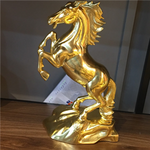 Tượng ngựa bằng đồng thếp vàng 9999